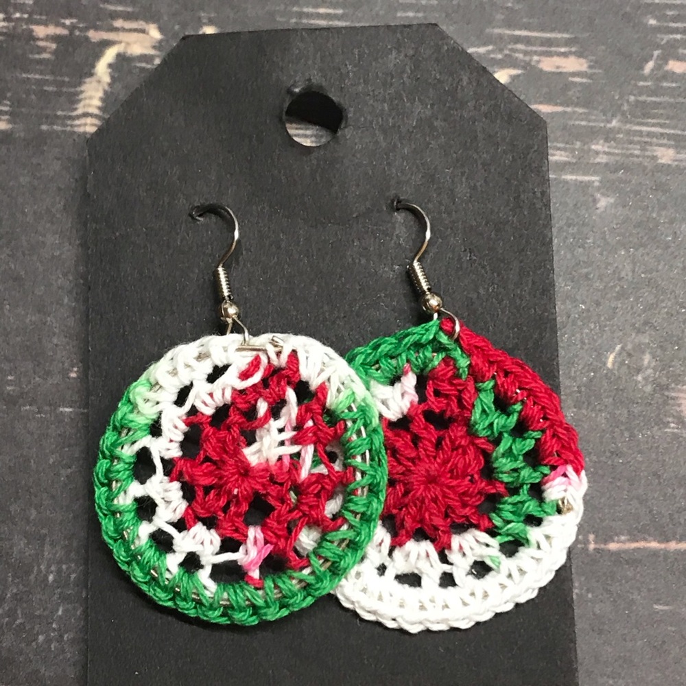Crochet circle dangle earrings handmade MunandMe